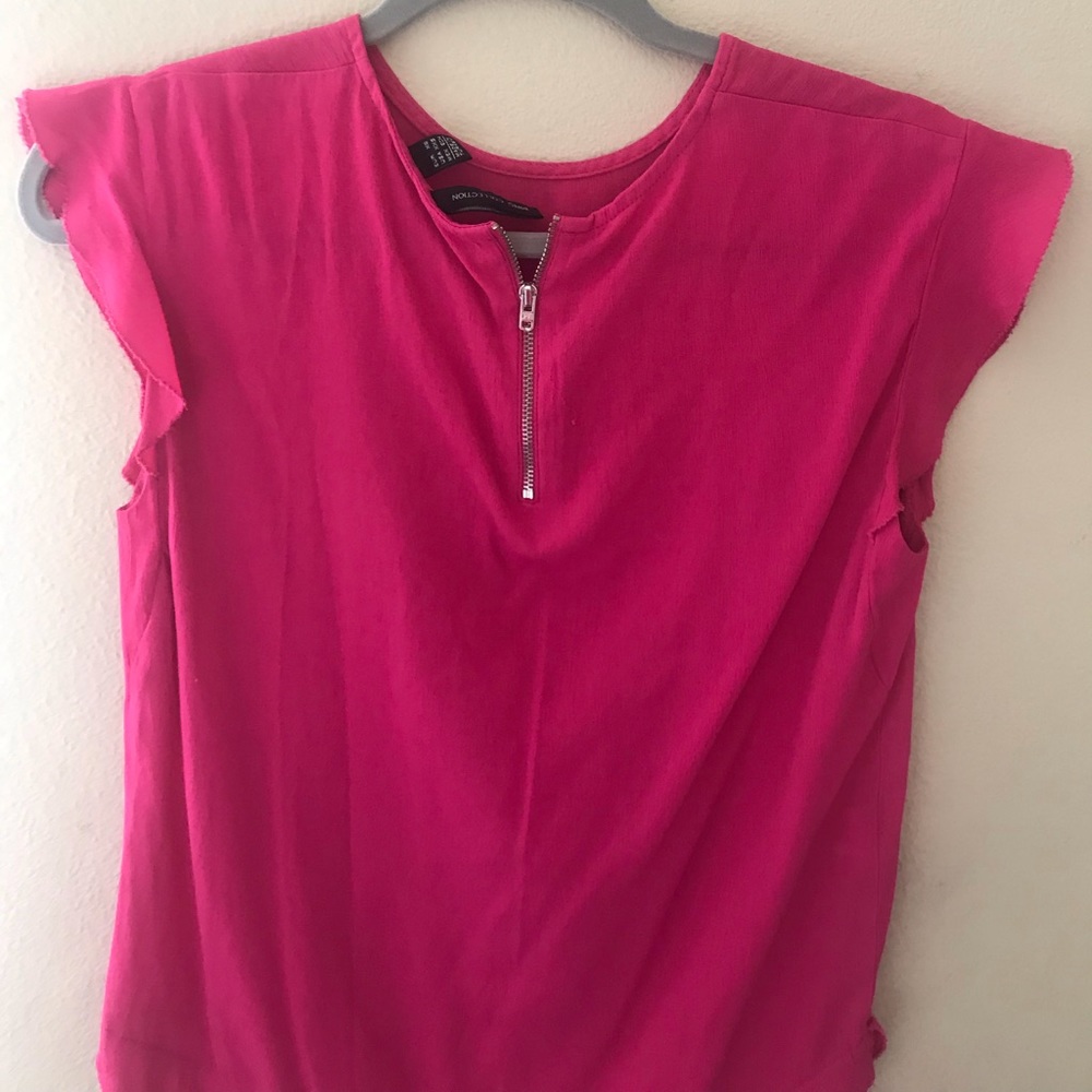 Pink blouse - Picture 2 of 3